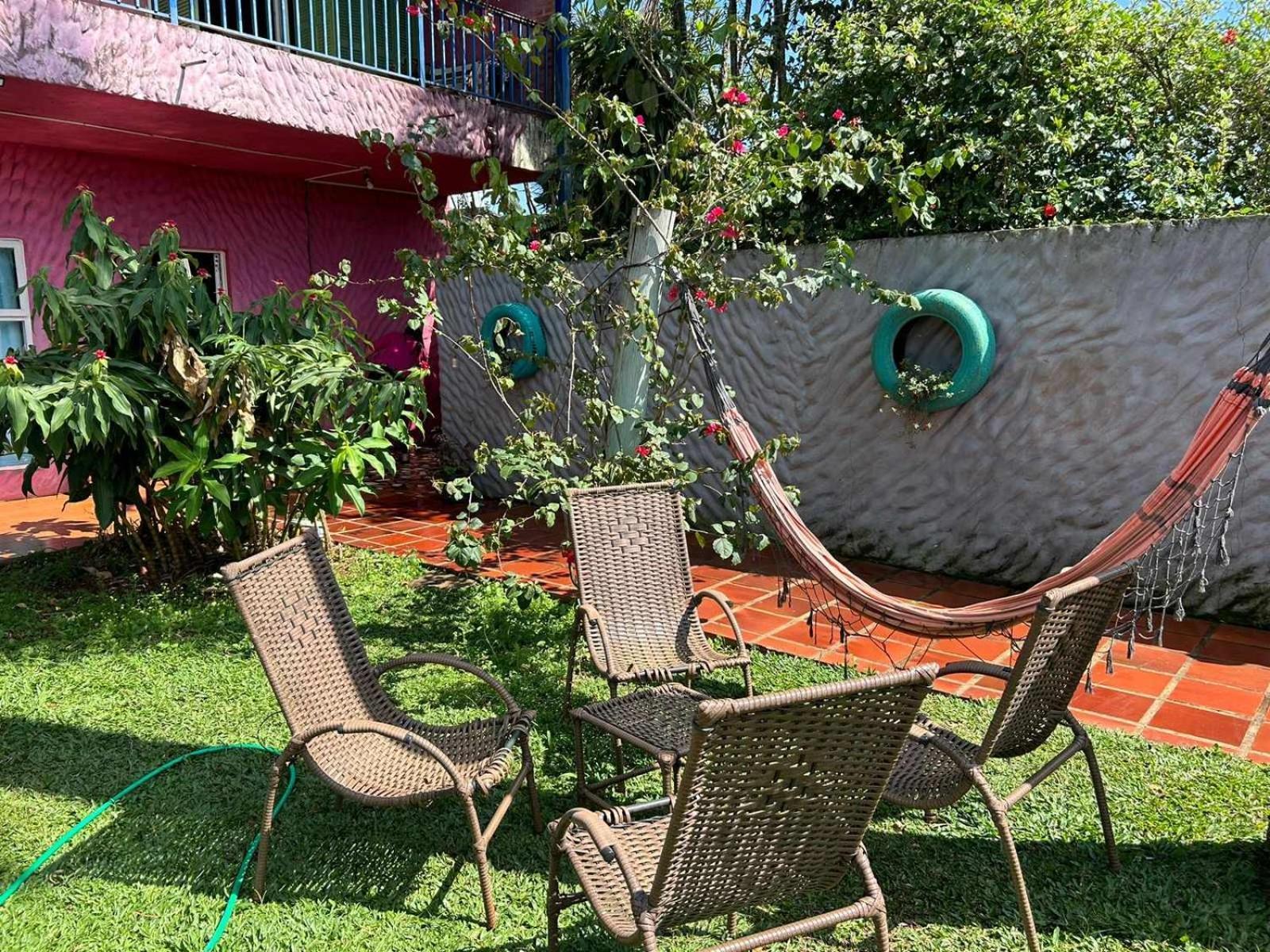 Guembe Al Rio Hostel プエルト・イグアス エクステリア 写真